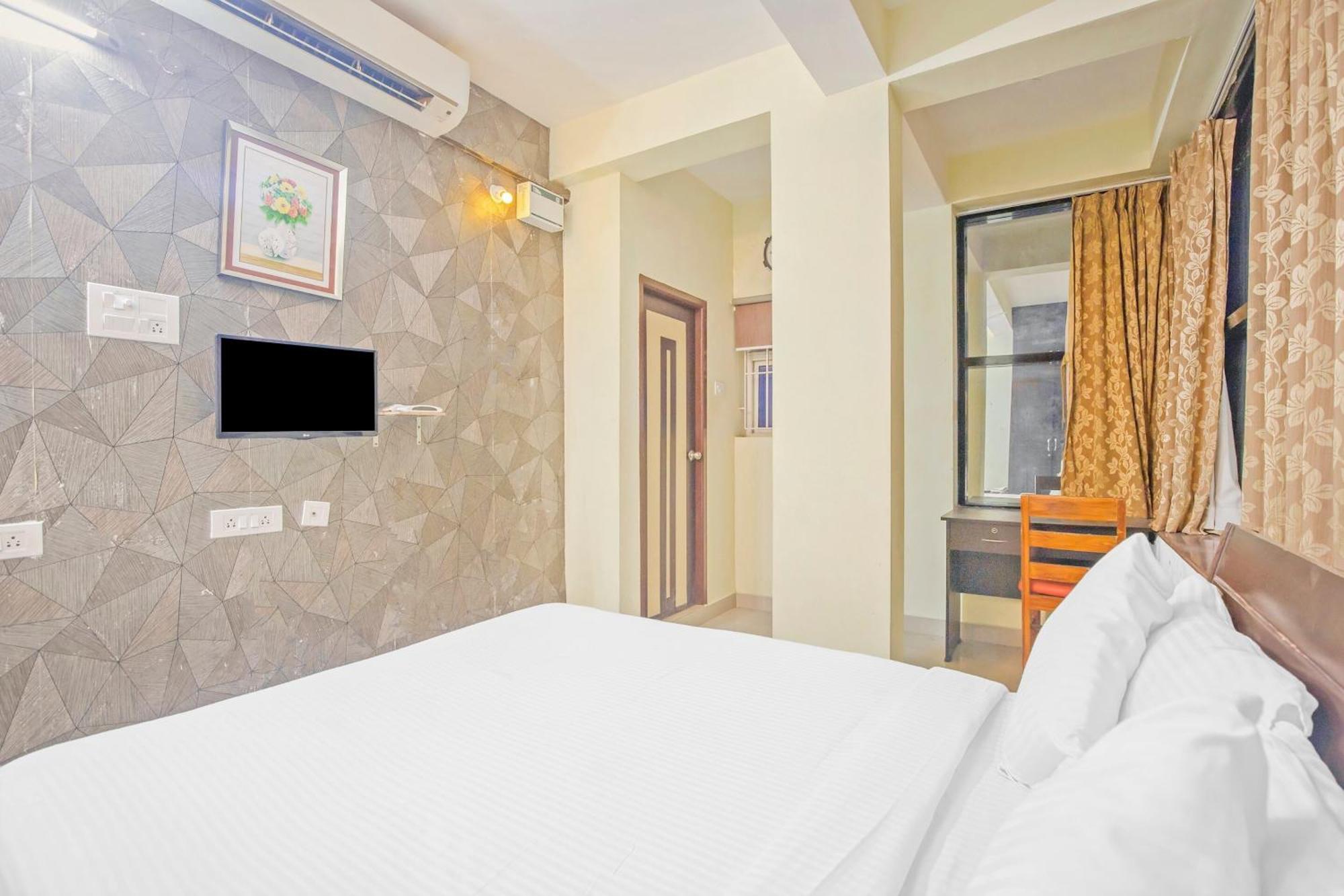 Super Oyo Hotel O Kelambakkam Экстерьер фото